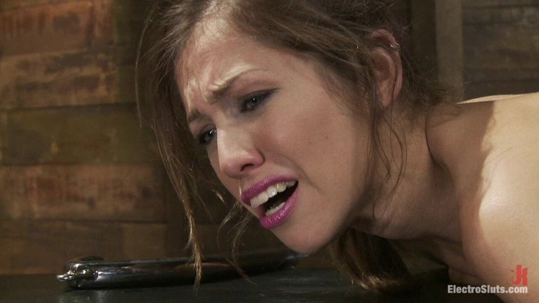 Electrosluts by Kink: Elecro Lezdom Isis Love Opens Audrey's Tight Asshole