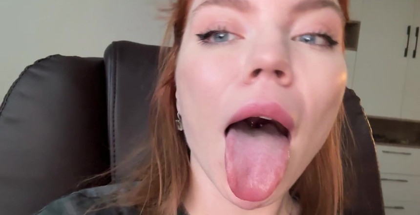 Kisankanna: おはようございます、私の乳首を舐めたいですか?