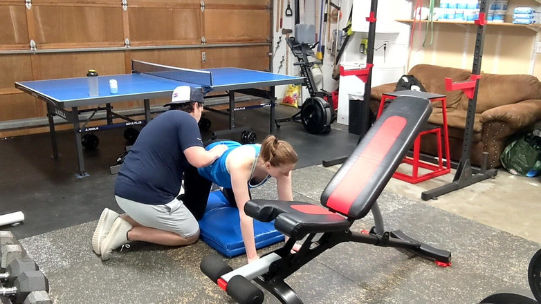 Jess and James TOYST: Sex Tape # 8 - jebanie mojego trenera - 3-12-2022