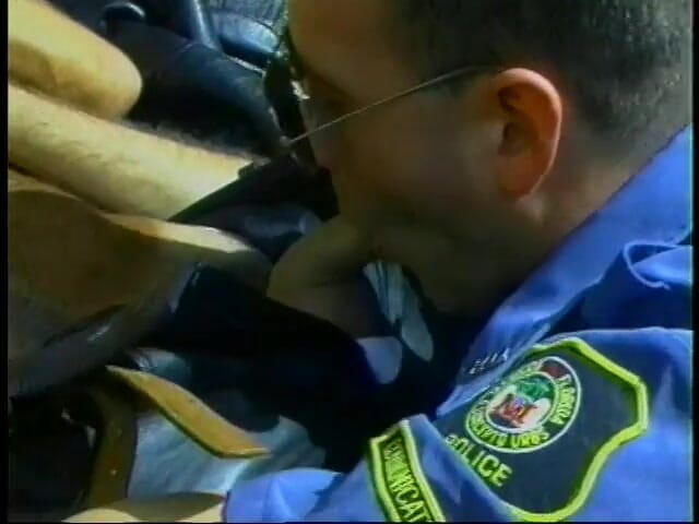 Gays Case: Policía con mente sucia quiere follar este culo apretado