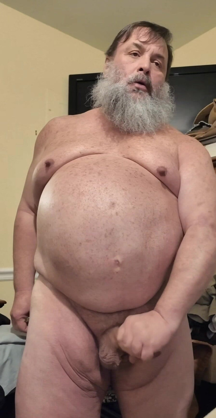 GeneWadexxx: Büyük sakallı üvey baba döl emiyor