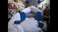 JockDad87: अल्फा बेसबॉल खिलाड़ी जॉकडैड87 अपने जॉक-को अपने नीले गियर में डालता है।
