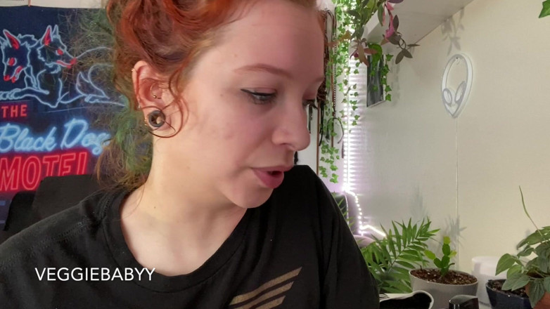Veggiebabyy: Tired Girl Yawns While Getting Ready