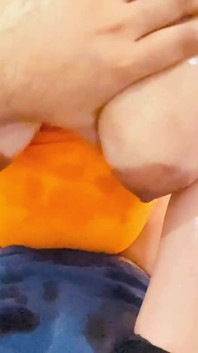 Il mio buco del culo è troppo stretto per il tuo cazzo per favore non spingerlo più forte, profondo creampie anale