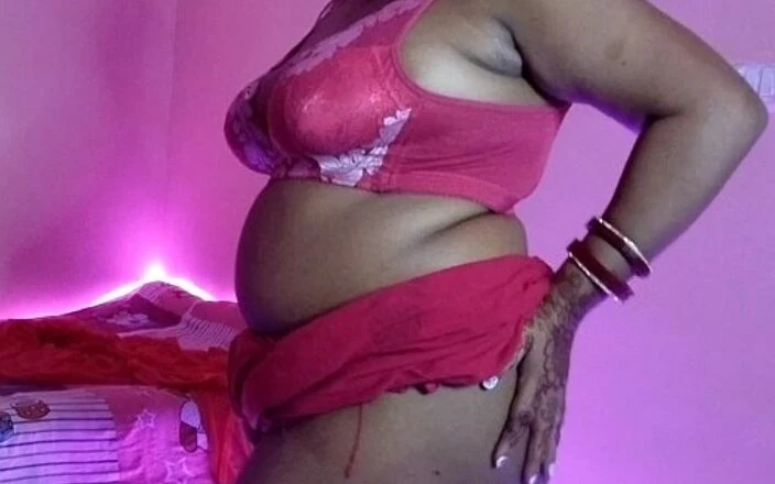 HotGirl21: Bhabhi desi seksi mahu pancut sambil menikmati seks diri.