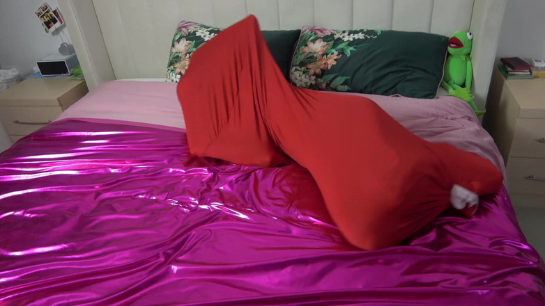 Latina Fetish: Lilly in a Spandex Nightmare (fullhd)