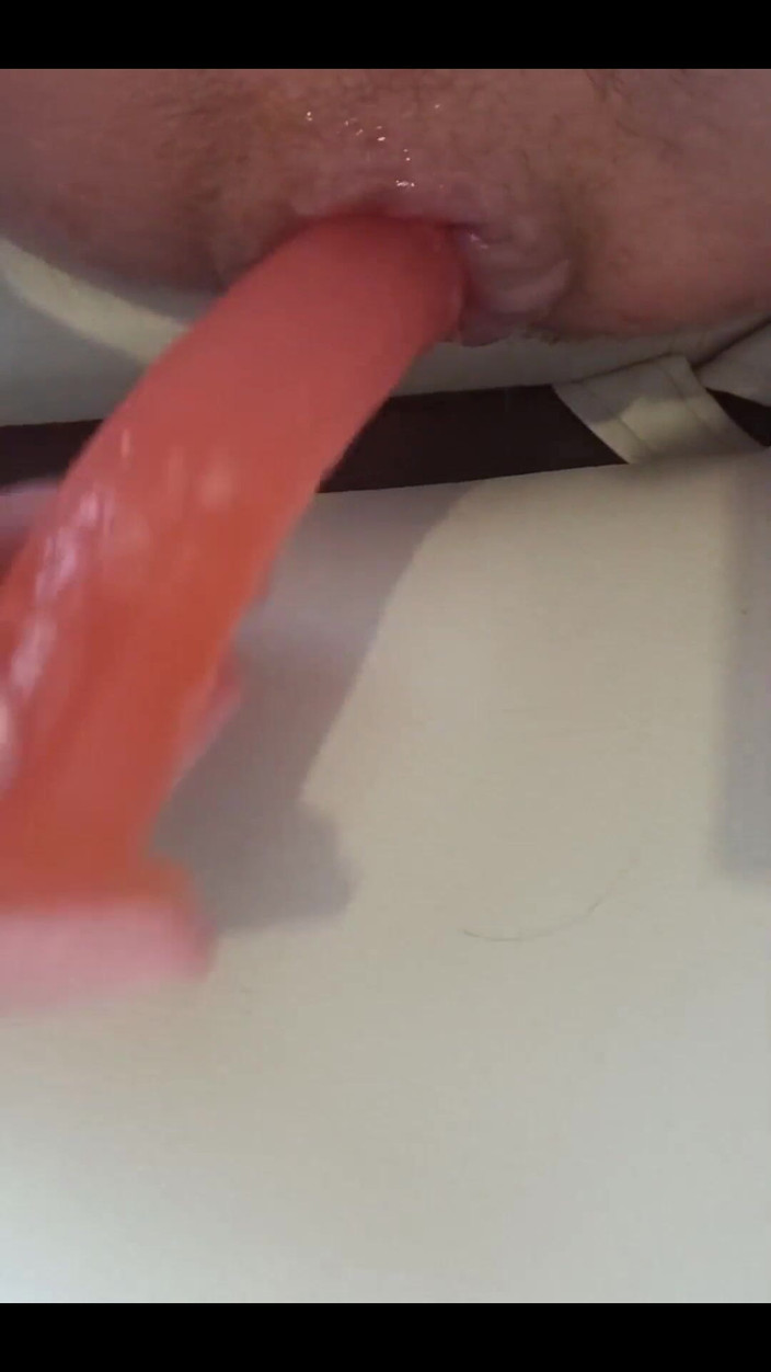 Juliaporno3: Ich irritierte meine hämorrhoidenrose bis zum Punkt gigantischer Prolaps