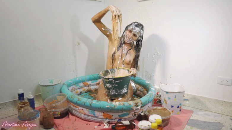 MartinaMagni: Messy Contest Ends in a Very Hot JOI