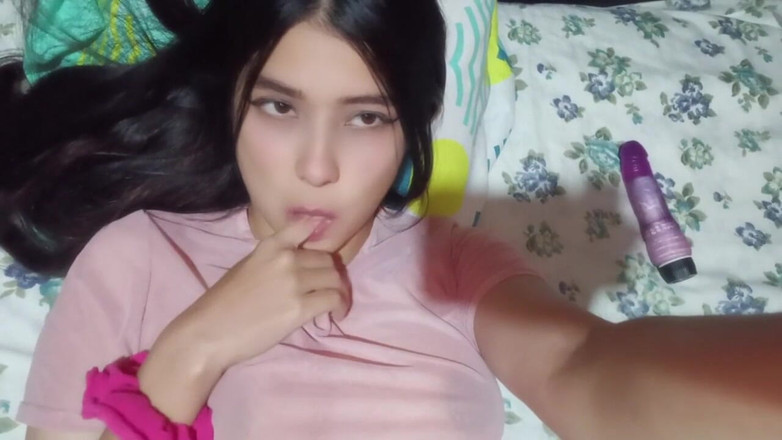 Yulieth Gomez: 回家后和一个饥渴的女孩做爱