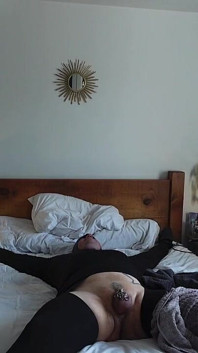 Moja poranna rutyna - twarz femdom siedząca
