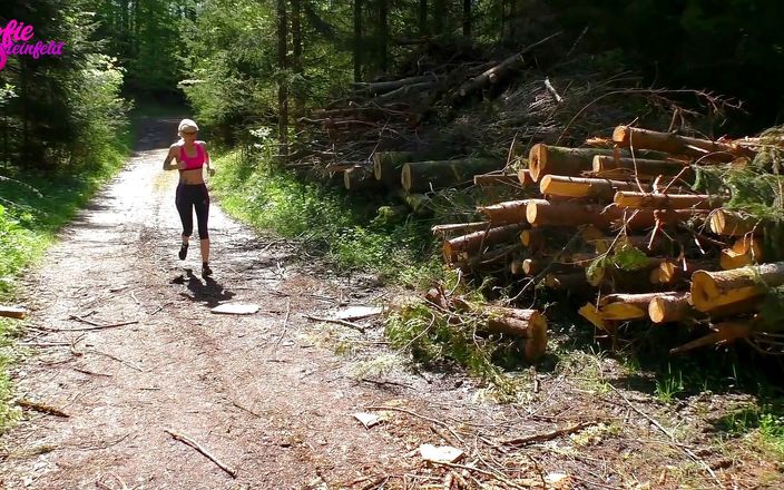 Sofie Steinfeld: Waldarbeiterin verführt
