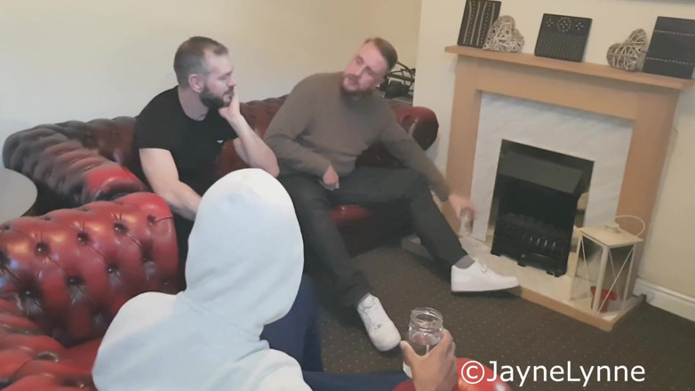 Jayne Lynne: Služka ošukaná 3 velkými ptáky
