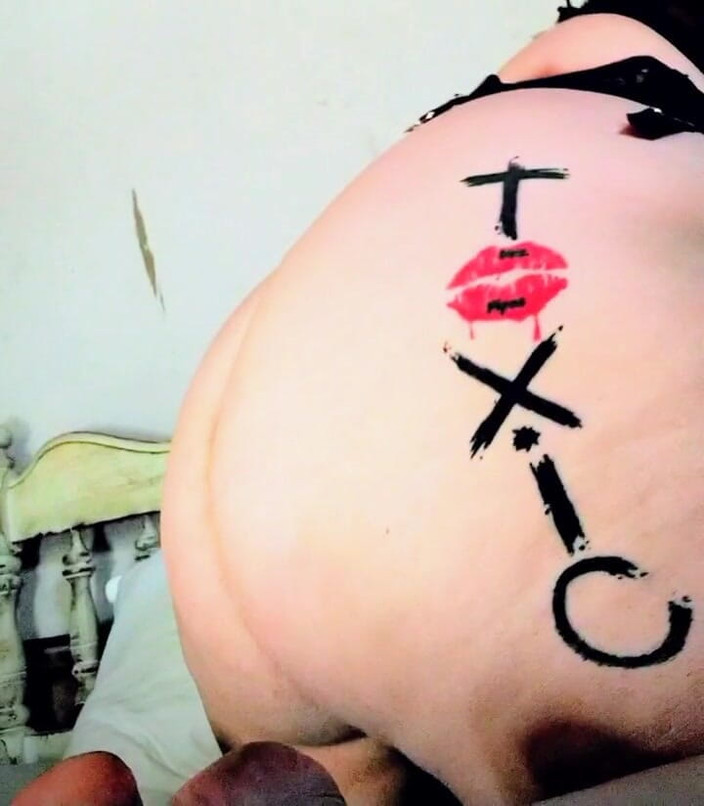 Kimmywetwet: Grandota montando puño y brazo