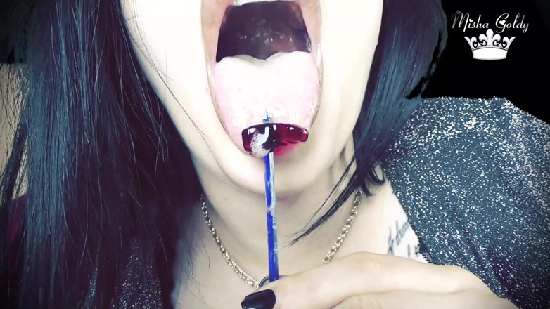 Goddess Misha Goldy: Mein magischer trank wird dich zu einem kaugummi machen, und...