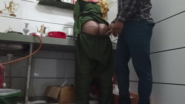 Bhabhi UP: Bihar efterlyser sin svägerska.