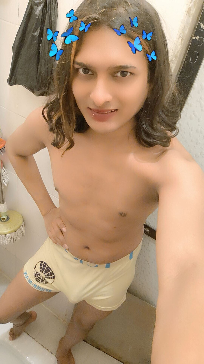 Zoyasazadai: 인도 트랜스젠더의 모든 것을 즐기는 Zoya Shezadi 나 자신