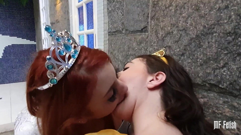 Sapphic Latinas: เจ้าหญิงสุดฮอตจากความฝันของคุณ