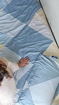 캠3 하드코어 새해 전야 섹스