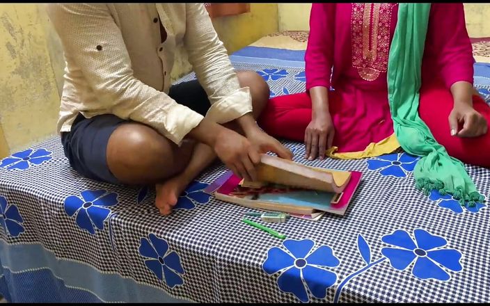 Sathi Bhabhi: Moja pierwsza nauczycielka seksu jest Sathi Bhabhi i ona rucha...