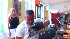 123XXX - 100% Amateurs: Tập luyện chăm chỉ bao gồm làm tình sung sướng