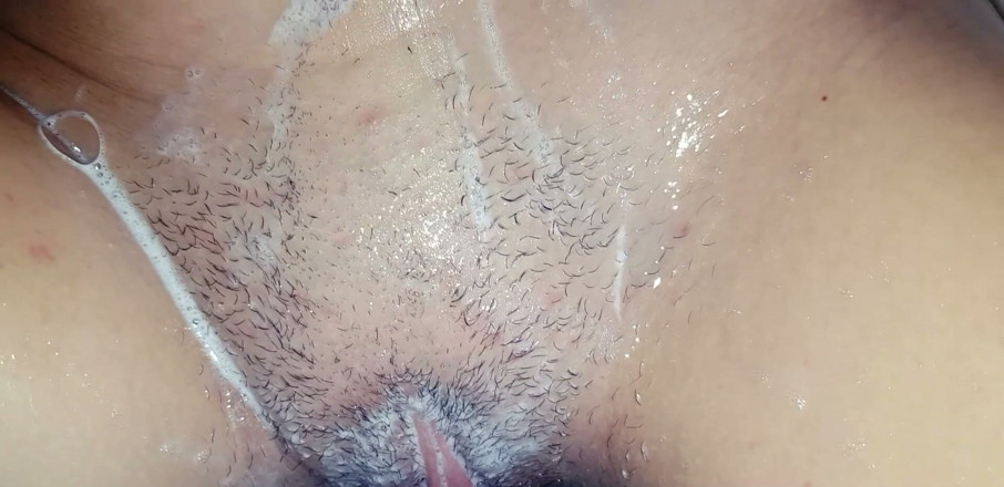 AnnaReyBlonde: Muschi rasieren