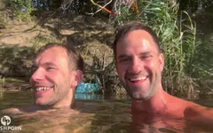Tim Blesh Fucks Jerome Bareback Outdoor
