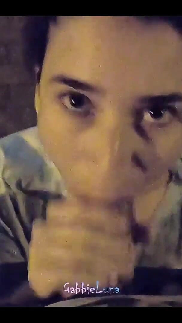 Breakfast in the Street! 18 Year Old Bitch Blowjob Me for Free in the Middle of the Street! (falled on the Net) (Gabbie Luna)