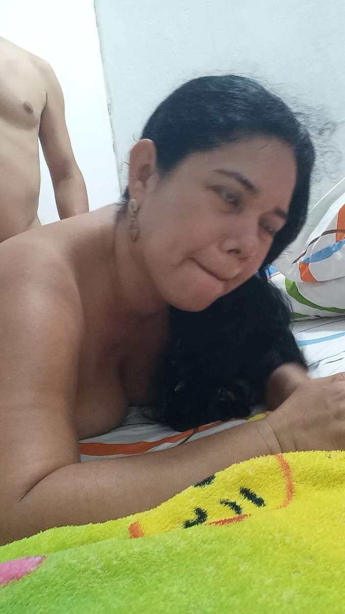 Valkyrie and Luigy Couple: मेरी प्रेमिका एक विनम्र वेश्या है, उसे सफेद अधोवस्त्र और शौकिया में गांड चुदाई, गले में गहरे तक लंड, धारा निकलना और चेहरे पर वीर्य निकालना पसंद है