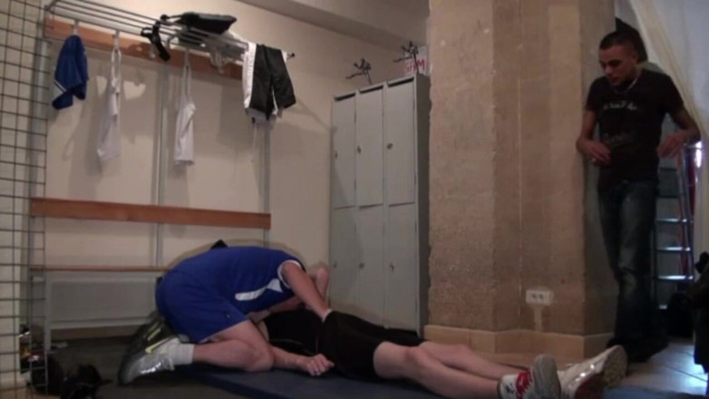 Crunch Boy: 2 Twinks ošukané ve Sportovním klubu trenérem