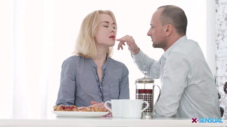 X-Sensual: Warm her up orally and anally
