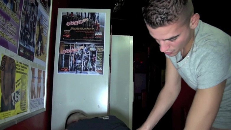 Crunch Boy: Dimitri fucked the sexy Arab Kamel