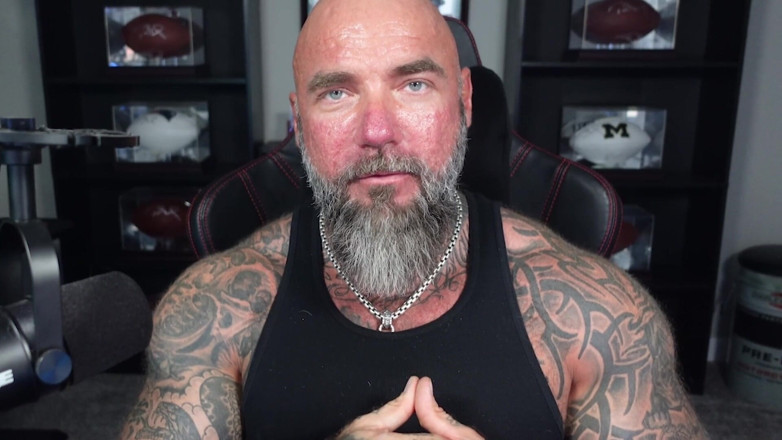 Raw and Uncensored with Masculine Jason: Cum să fii popular și fit in