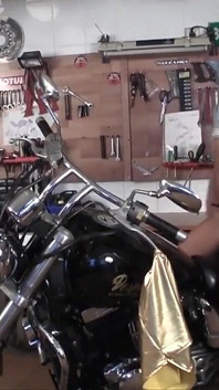 Fuckndrive - ホットバイクの角質スタナー