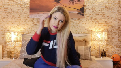 Erotic Tanya: Śmierdzące pierdzi współlokowni