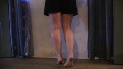 Yvette xtreme: Boso spacerując po starym zajeździe