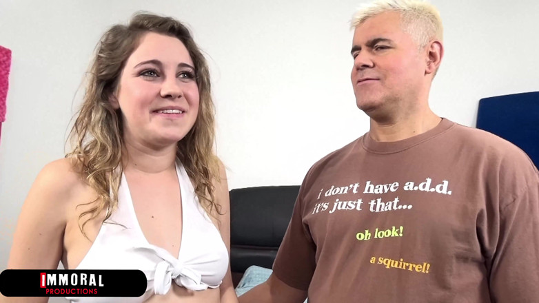 Immoral Productions: Kinsley Eden, 19 yaşındaki süper ucube oyuncu seçmelerinde sperm yutuyor - ahlaksız...