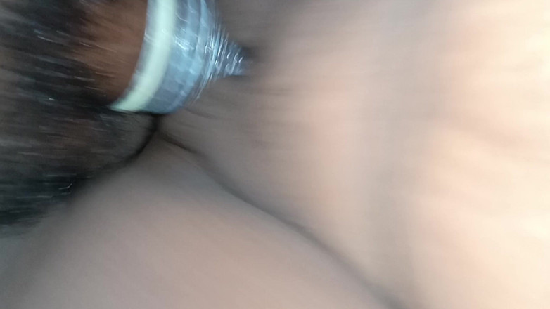 Riyadesi18: Me vio sola en la casa y me folló