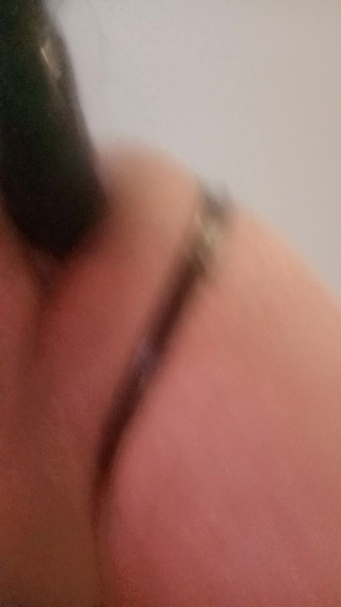 Bioslo: Dương vật giả với niềm vui