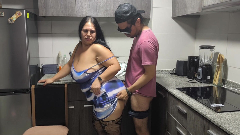 Riderqueen: Mẹ kế và con cu to - video cho người hâm...