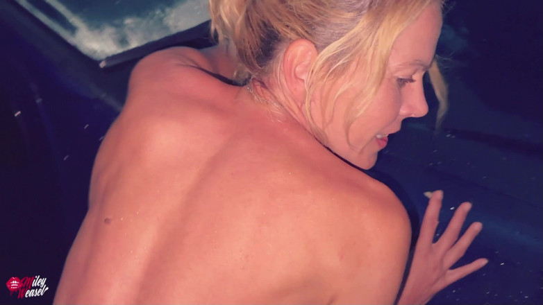 Miley Weasel: Horny Blonde Slut Gets Her Ass Fucked in the Thunderstorm!!