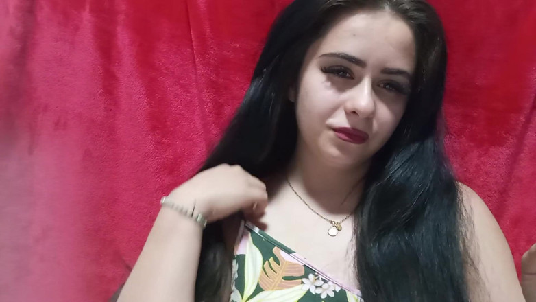 fartingclub01: Симпатичная курилка со стройной сигаретой