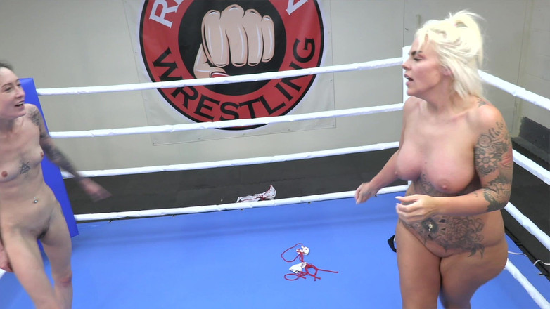 Red sign wrestling: Charlotte rose v pesca avvelenata