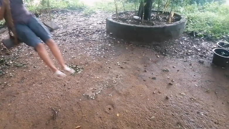 Tina Baby: Našel jsem tento sexy pracující dětskou děvku z pláže