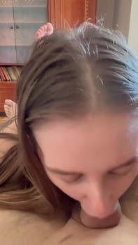 I Convinced My Stepdaughter to Suck My Cock and I Fucked Her Feet Soles