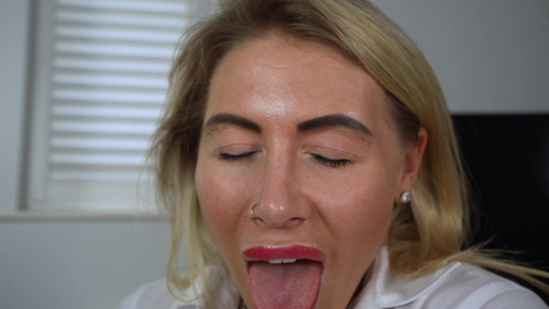 CALLIE ROKS: Callie's Experiment with Step-dad Giantess Productions