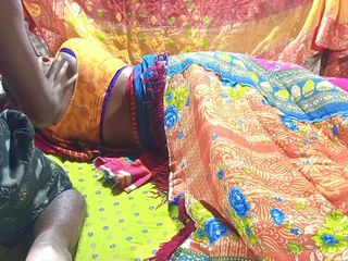 Puja Amateur: देसी भाभी अपने छोटे सौतेले भाई के साथ चुदाई कर रही है