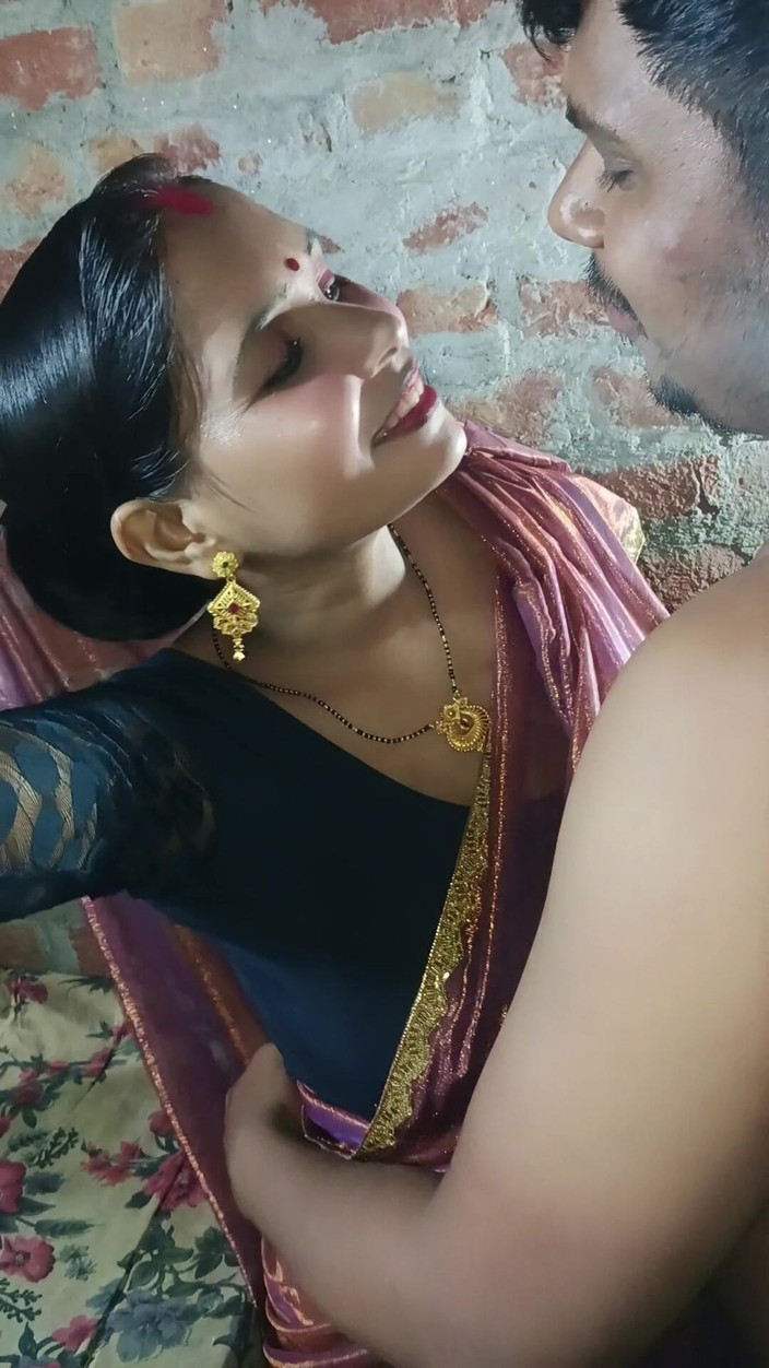 Renudbf: Políbil jsem sexy manželku mého přítele tak moc, že její vagína...