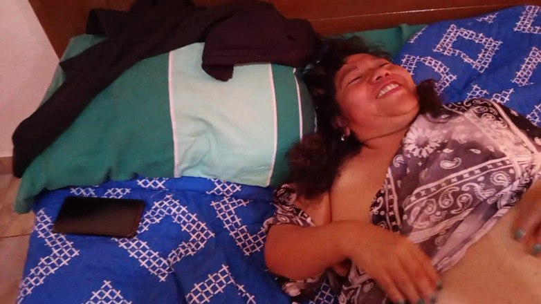 Moo DBOXXX: Olgun Hıristiyan aldatan, ben onu sikerken kocası onu telefonda arıyor