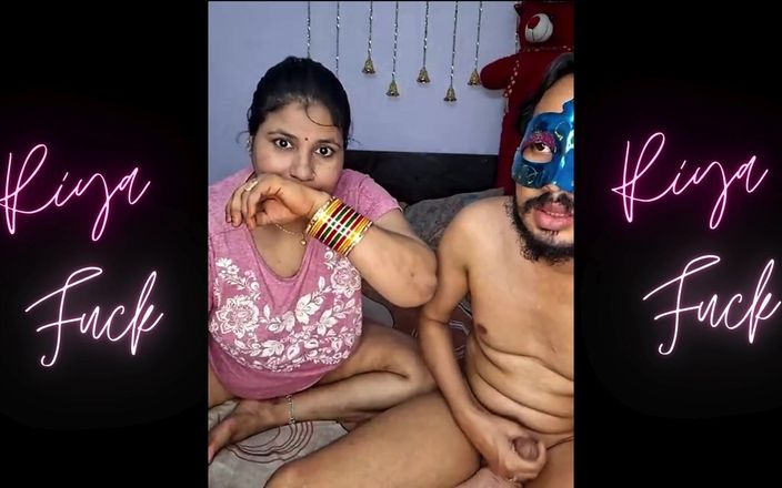Riya Bhabhi Ji: 德西老板操他的员工德西印度客户老板性爱操