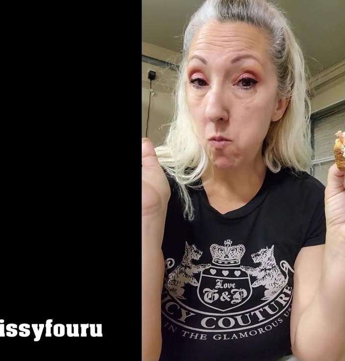 Porno angels: Saya suka berkongkek dengan makanan saya yang dibincangkan oleh Missy...
